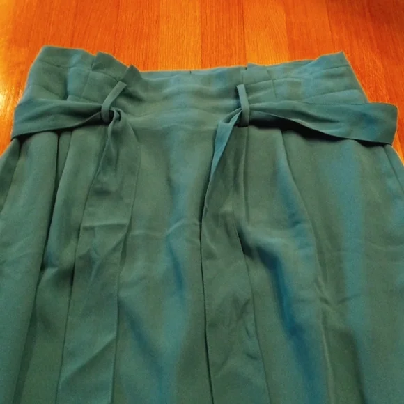 Boden Green Maxi Skirt Women's Cottagecore Minimalist Bohemian long skirt 10 R - Picture 2 of 5